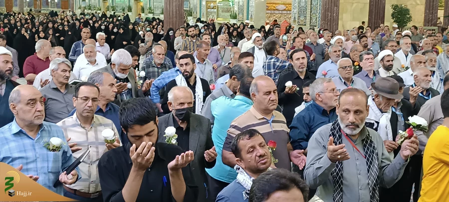 جشن میلاد پیامبر اعظم (ص) و امام جعفر صادق (ع) در حرم مطهر امام حسین (ع) برگزار گردید. 10