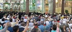 جشن میلاد پیامبر اعظم (ص) و امام جعفر صادق (ع) در حرم مطهر امام حسین (ع) برگزار گردید. 12
