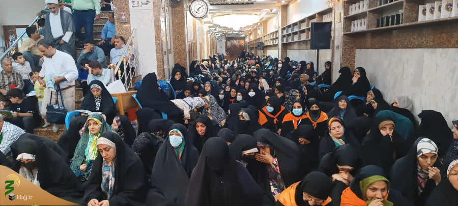 برگزاری جشن میلاد پیامبررحمت(ص)  با حضور زائران ایرانی در سرداب امام علی(ع) 3