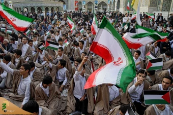 اجتماع همبستگی با جبهه مقاومت فلسطین در حرم مطهر رضوی 15