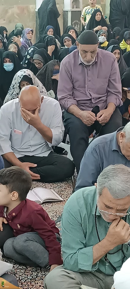 نوای «الهی و ربِّی مَن لی غَیرُک » زائران ایرانی در عای کمیل خیمه گاه حسینی کربلای معلی 11