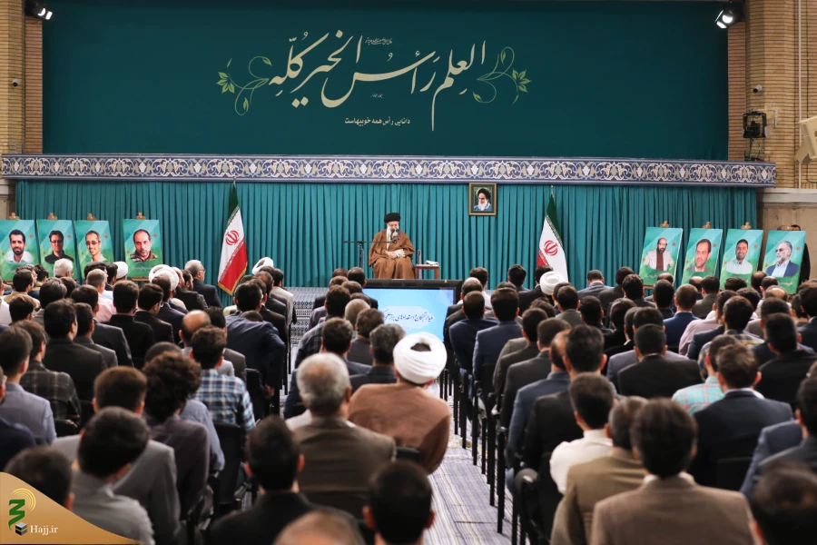 رهبر معظم انقلاب: 
اگر جنایت رژیم صهیونیستی ادامه پیدا کند کسی نمی‌‎تواند جلوی مسلمانان و نیروهای مقاومت را بگیرد. 2