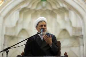 حجت‌الاسلام‌والمسلمین رفیعی:

قم در گذرگاه‌های مختلف تاریخی کانون محبین اهل‌بیت(ع)بود/در دفاع از مظلوم دین، مذهب و آئین هیچ معنایی ندارد