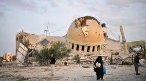 جنایات اسرائیل در بیست و یکمین روز حمله به غزه؛

بمباران مسجد اردوگاه آوارگان فلسطینی/ ادعای نفوذ زمینی محدود به نوار غزه 2