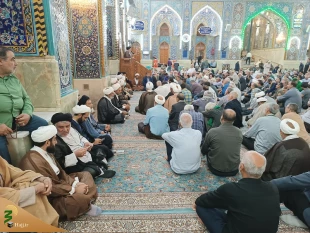 امام رضا علیه السلام: امام ستارۀ هدایت‌گر در تاریکی‌های گمراه کننده است 2