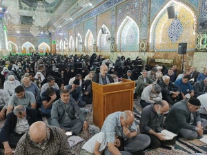 دعای ندبه زائران ایرانی در کربلا+فیلم