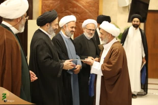 حجت‌الاسلام والمسلمین نواب:

حوادث خونبار غزه مشت لیبرال دموکراسی دروغین غرب را باز کرد 8