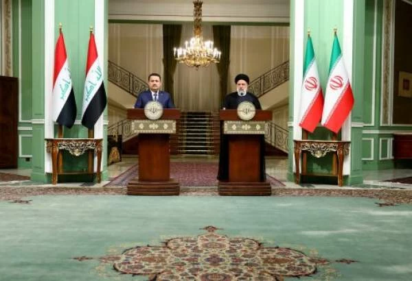 رئیس جمهور در نشست مطبوعاتی با نخست وزیر عراق؛

اقدامات آمریکایی‌ها برخلاف ادعاهای آنان دست صهیونیست‌ها را برای جنایت بازتر می‌کند/ روابط سیاسی، اقتصادی و امنیتی دو کشور روز به روز در حال ارتقاست 2