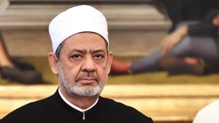 شیخ الازهر خطاب به حاکمان عرب:

پاسخ به جنایات اسرائیلی در غزه، واجب شرعی و دینی است