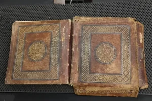 سرقت قرآن نادر مسجدالاقصی توسط صهیونیست‌ها
