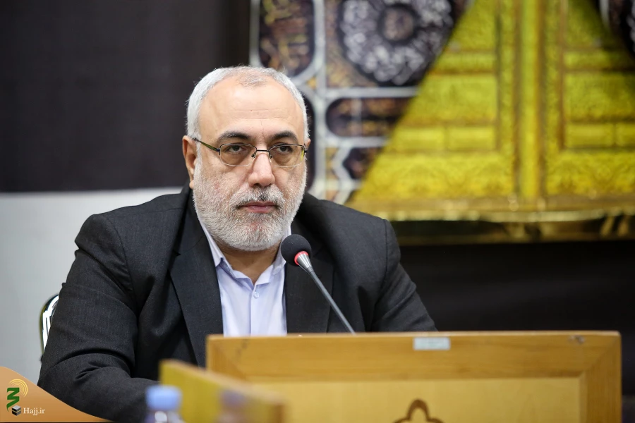 حضور نمایندگان سازمان حج و بانک مرکزی درعربستان برای فراهم کردن زمینه تشرف زائران عمره 4