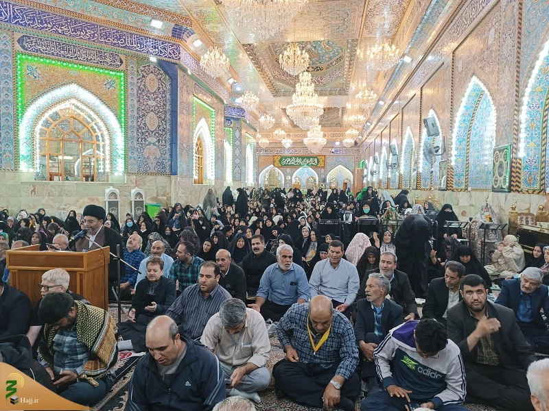 طنین دعای کمیل زائران ایرانی در کربلای معلی 3