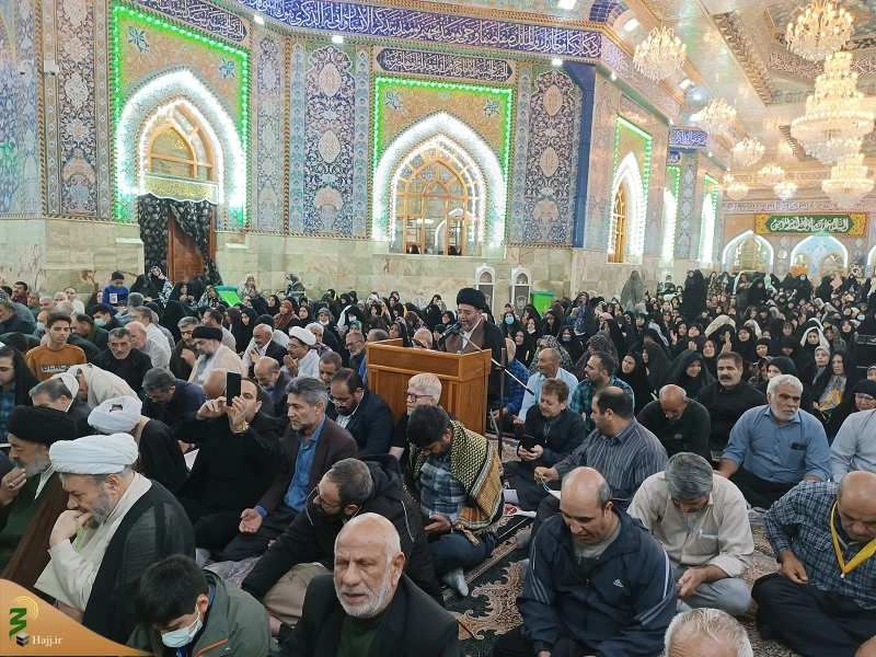 طنین دعای کمیل زائران ایرانی در کربلای معلی 2