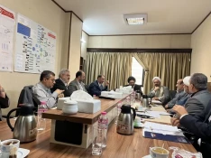 نشست صمیمی سرپرست حجاج ایرانی با مدیران شرکتهای زیارتی عتبات  خراسان رضوی 3