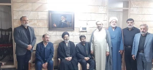 دیدارنماینده ولی فقیه درامورحج و زیارت با خانواده مداح گرامی حاج آقای ماهرخسار (رضوان الله علیه)