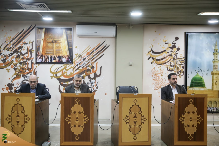 حضور نمایندگان اعزامی سازمان حج به عربستان در نشست شورای برنامه ریزی در قالب ارتباط تصویری و صوتی 5