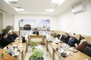 Hojjat al-Islam Navvab: Today Resistance needs Muslims' Spiritual and Financial Support 2