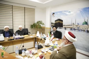 Hojjat al-Islam Navvab: Today Resistance needs Muslims' Spiritual and Financial Support 6
