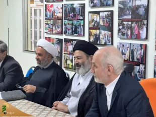 جری التشاور بشأن عقد قمة عالمیة لدعم فلسطین خلال لقاء رئیس الحجاج الإیرانیین و رئیس منظمة مابیم المالیزیة 2