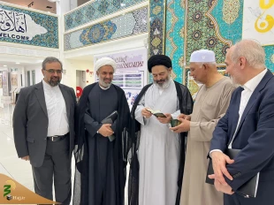زیارة ممثل الولی الفقیه فی شوون الحج و الزیارة إلى معهد «رستو» لطباعبظ القرآن الکریم فی مالیزیا 2