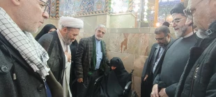 دیدار مسئول دفتر نمایندگی بعثه مقام معظم رهبری در عراق با مادر 4 شهید کرمانی در کربلای معلی 5