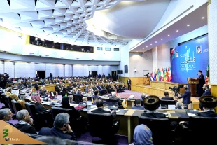 دکتر رئیسی در کنفرانس بین‌المللی تهران در خصوص فلسطین:

آمریکایی‌ها برای غزه نقشه نکشند، آینده این منطقه به دست مردمان و دولت قانونی آن رقم خواهد خورد 6
