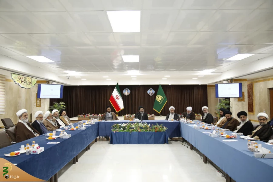 در نشست سخنرانان عتبات عالیات مطرح شد:

تأثیرگذاری و موفقیت سخنران، نیازمند خلوص، نوآوری، جاذبه و ارتباط مستمر با مردم است 5