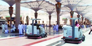 کاربرد روزانه ۳۰ تن عطر برای معطر کردن مسجدالنبی