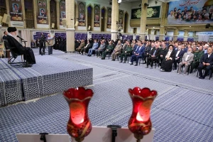 رهبر انقلاب خطاب به مسئولان کشورهای اسلامی تأکید کردند:

لزوم قطع شریان‌های حیاتی به رژیم صهیونیستی