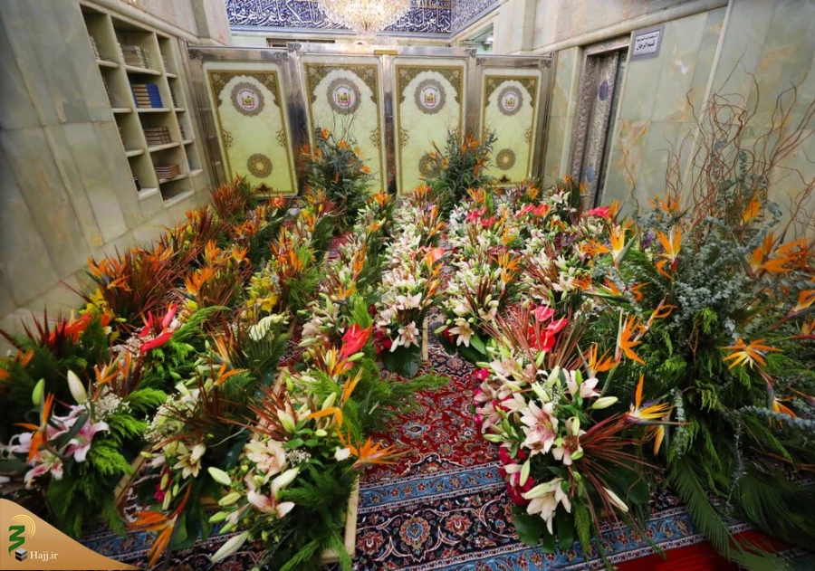 گل آرایی و آذین بندی حرم سیدالشهداء (ع) در آستانه میلاد امیر مؤمنان (ع) 4