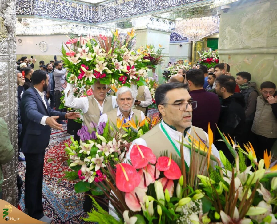 گل آرایی و آذین بندی حرم سیدالشهداء (ع) در آستانه میلاد امیر مؤمنان (ع) 8