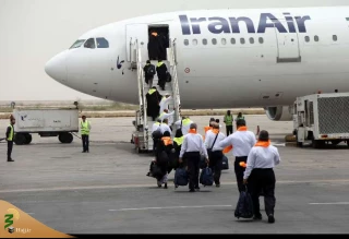رئیس سازمان هواپیمایی:
تعویق پروازهای حج عمره مشکل سیاسی ندارد/ پیگیری‌ها برای انجام پرواز مستقیم تهران-ریاض
