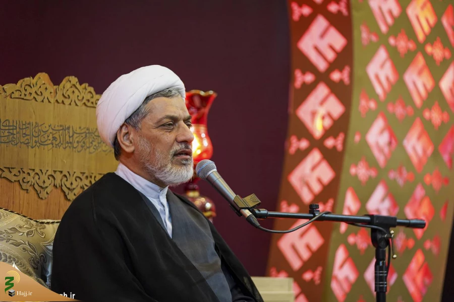 حجت‌الاسلام رفیعی در شام غریبان شاهچراغ (ع):

ولایت‌پذیری مهمترین شاخصه احمدبن موسی (ع) بود 4
