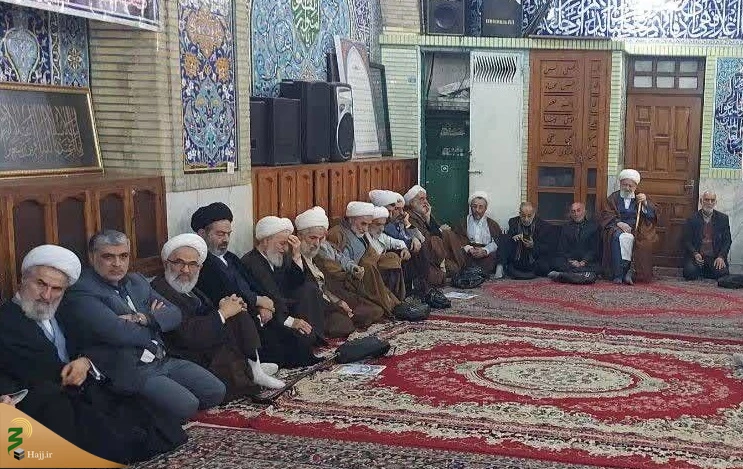 نماینده ولی فقیه در امور حج و زیارت :

شهید نواب صفوی مربی و الگوی نقش آفرین بود 5