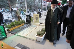 حضور رهبر معظم انقلاب در مرقد مطهر امام خمینی(ره) و گلزار شهیدان 12