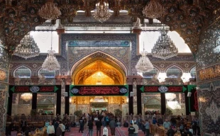 حرم حسینی در آستانه سالروز شهادت امام کاظم(ع) سیاه پوش شد 2