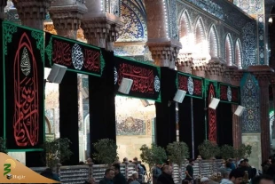 حرم حسینی در آستانه سالروز شهادت امام کاظم(ع) سیاه پوش شد 6