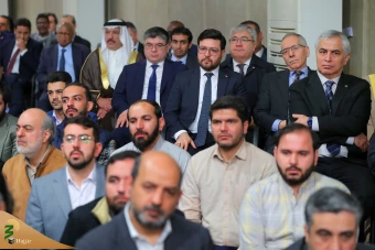 دیدار مسئولان نظام و سفرای کشورهای اسلامی با رهبر انقلاب 16