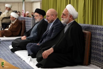 دیدار مسئولان نظام و سفرای کشورهای اسلامی با رهبر انقلاب 32