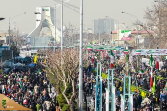 حضور در راهپیمایی پرشکوه 22 بهمن  4