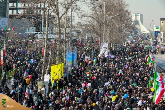 حضور در راهپیمایی پرشکوه 22 بهمن  5