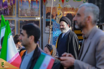 حضور در راهپیمایی پرشکوه 22 بهمن  17