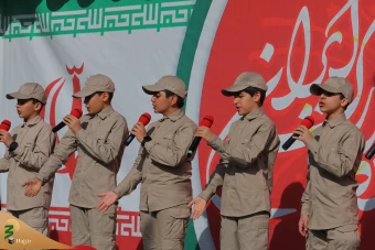 حضور در راهپیمایی پرشکوه 22 بهمن  9