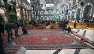 مفروش کردن صحن حرم امام حسین (ع) با بیش از ده هزار متر مربع فرش 