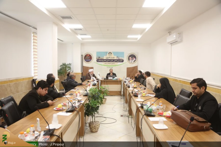 نشست خبری کنگره بین‌المللی بقیع، مدفن امامان و اصحاب در قم برگزار گردید. 4