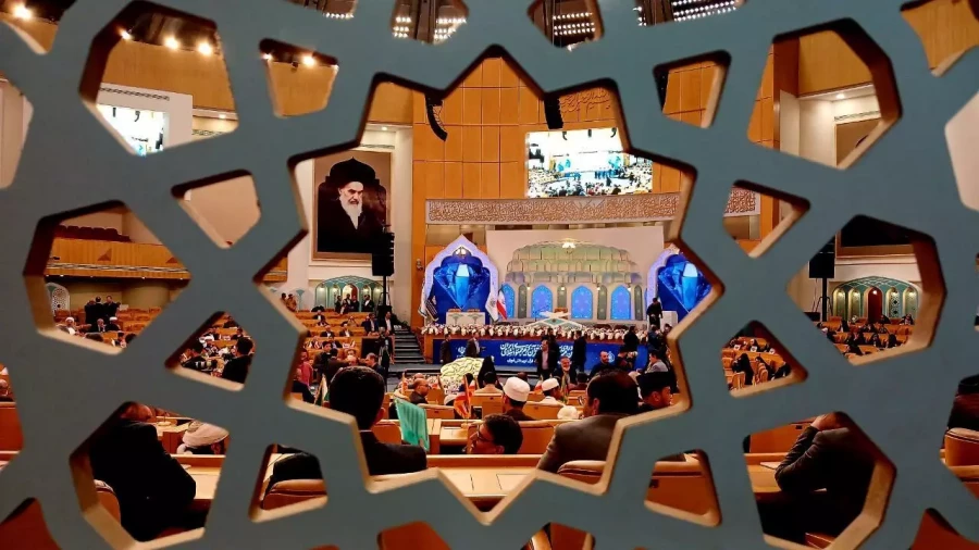 با حضور ۹۹ قاری بین‌المللی در تهران؛

چهلمین دوره مسابقات بین‌المللی قرآن کریم آغاز شد 2
