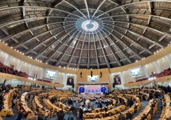 شرکت قاریان، حافظان و داوران بین المللی آستان قدس حسینی در چهلمین مسابقات بین‌المللی قرآن کریم ایران 3