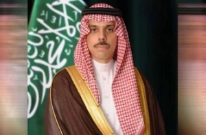 وزیر خارجه عربستان: جنگ طولانی غزه، خطر تشدید درگیری در منطقه را افزایش می دهد