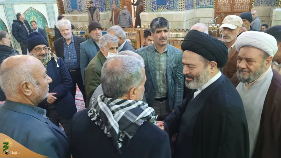 حضور نماینده ولی فقیه درامورحج و زیارت درجمع زائران ایرانی حرم سیدالشهداء(ع) 7