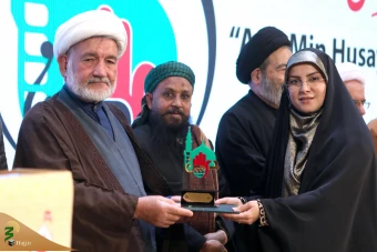 آئین اختتامیه دومین جشنواره فرهنگی هنری  انا من حسین  40